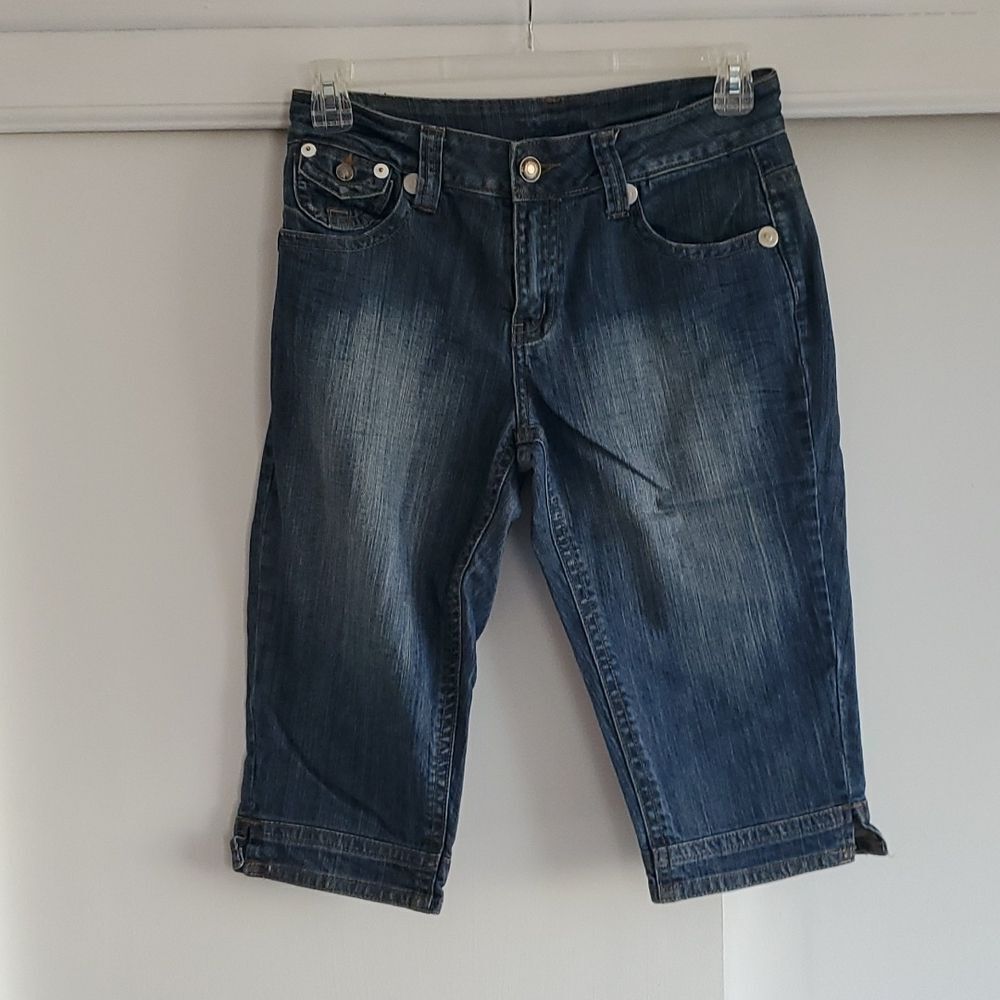 LA Blue jeans, cropped, Capri, knicker.  Exc cond! Sz 10